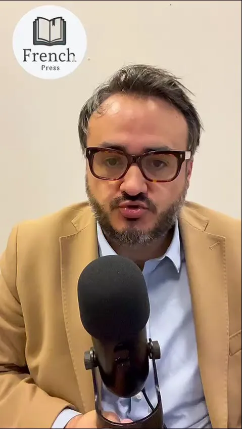 Adrien lit L'âme de fond de Julia Clavel